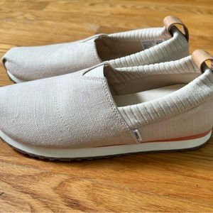 Tom’s Resident Slip-On